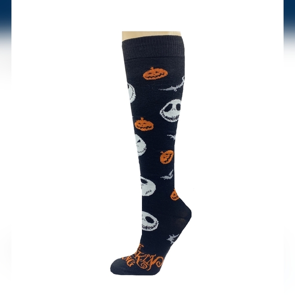 💖Nightmare Before Chistmas Sock Set (3 pairs) (Size 4-10) - Picture 7 of 8
